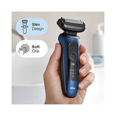 Braun - Wet & Dry Shaver with Travel Case