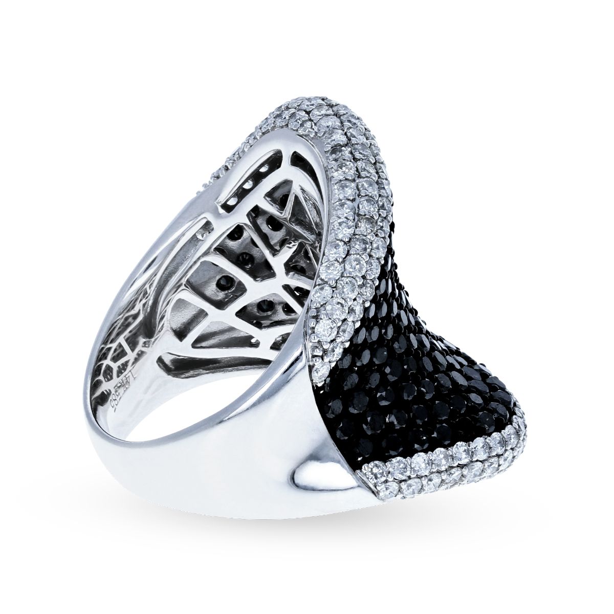 White Gold Black and White Fashion Diamond Ring 14KT