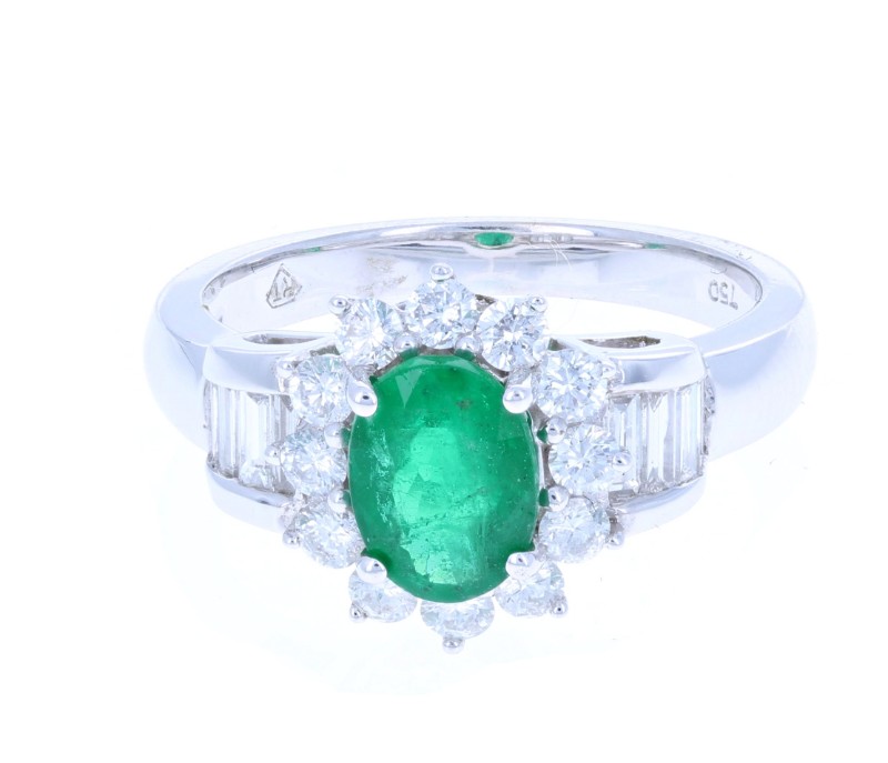 Oval Emerald & Diamond Ring 18KT