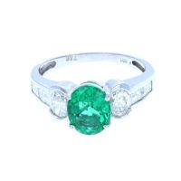 Oval Emerald Diamond Ring 14 KT