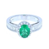 Oval Emerald & Round/Baguette Diamond Ring 18KT