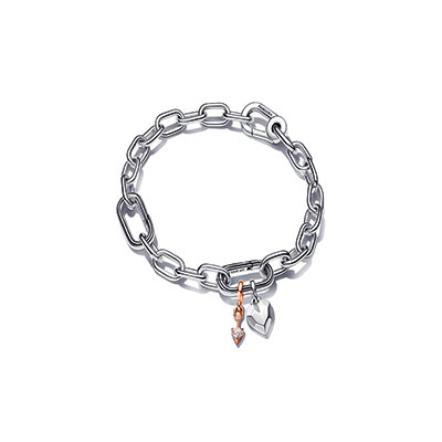 Pandora ME Arrow of Love Bracelet Gift Set?